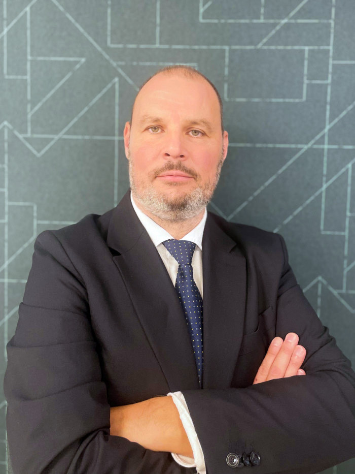 Dr. Viharos Zsolt János